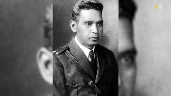 Oswaldo Escobar Velado, el poeta de los diez sonetos para mil y más obreros