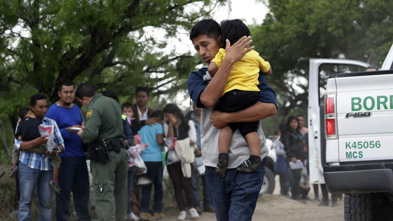 Montes: “Los gobernantes de Centroamérica han sido cómplices de la crisis migratoria”