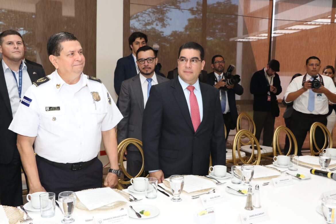 Fiscalía busca que ARENA reintegre los $10 millones donados por Taiwán en 2001
