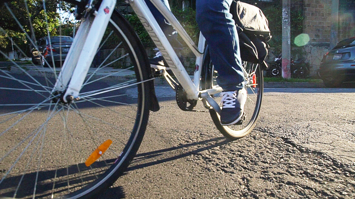 Apoderarse del Gran San Salvador a bordo de una bicicleta