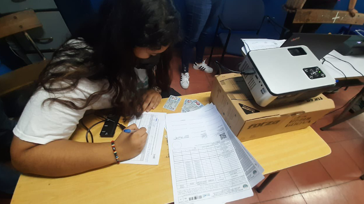 Tecnología en las elecciones del 28F, así se contarán los votos